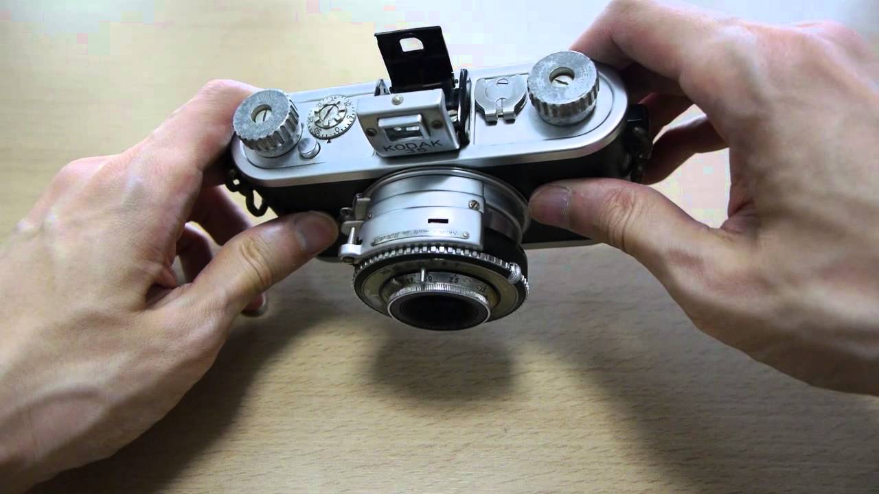 Kodak 35 film camera (50mm f3.5) - Basic operation and film loading