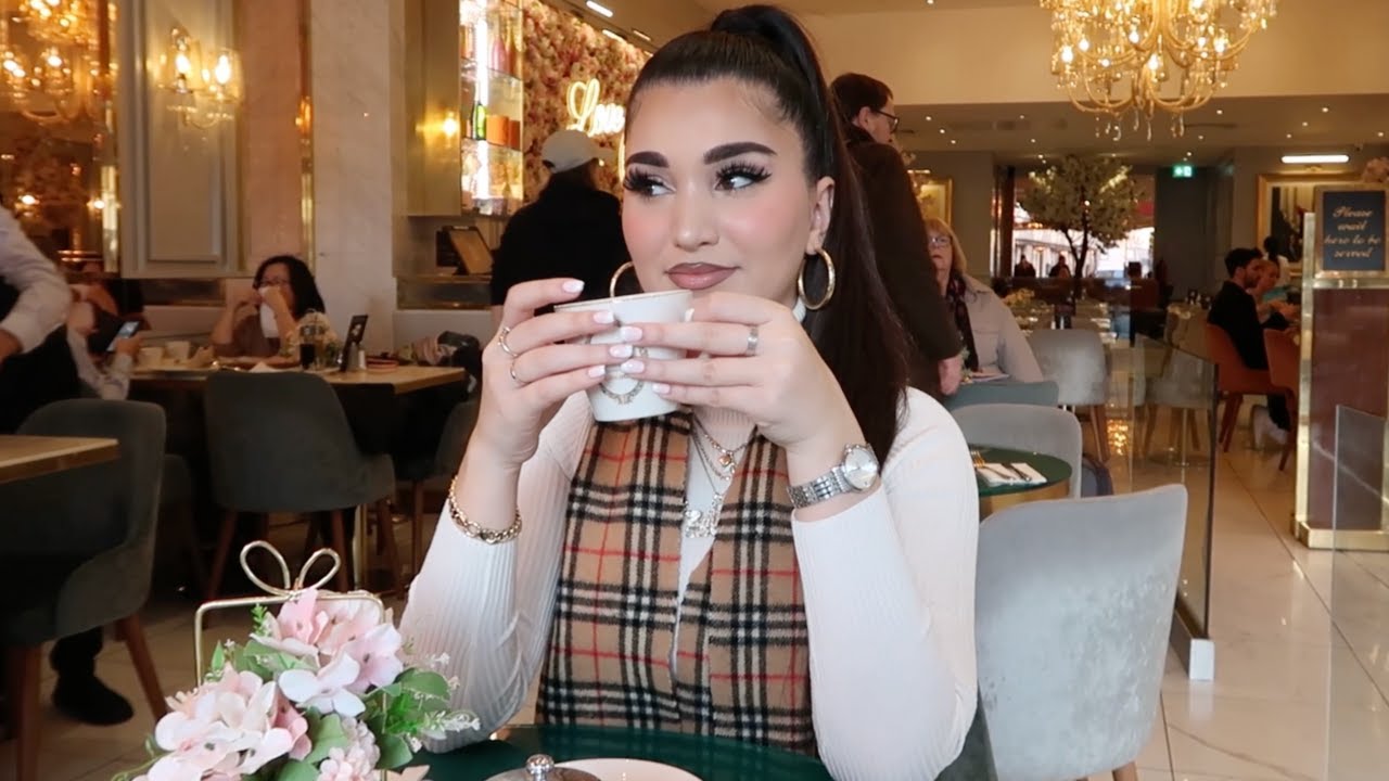 Enisa goes to LONDON! Pt 2 🇬🇧 | Video Diary #41