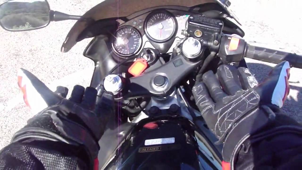 How to ride a motorbike, Starting & Gear Shifting