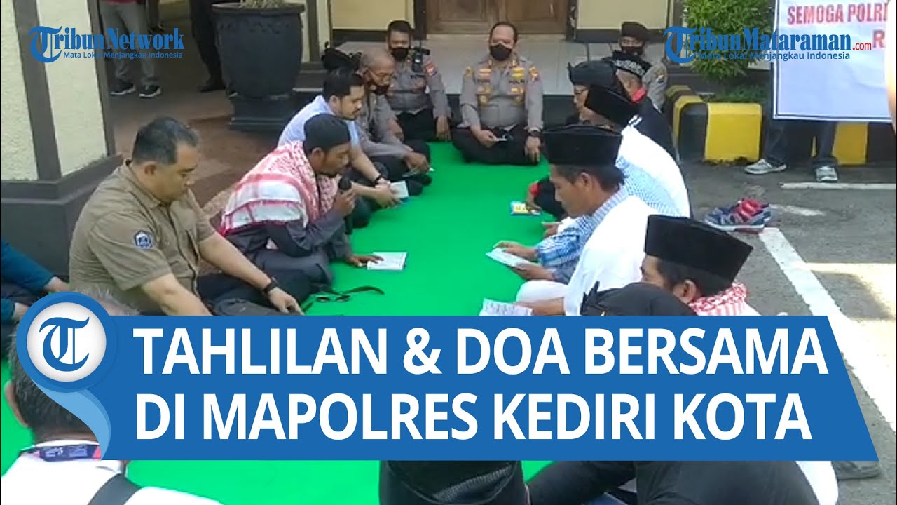 Masyarakat Gelar Tahlilan dan Doa Bersama di Mapolres Kediri Kota