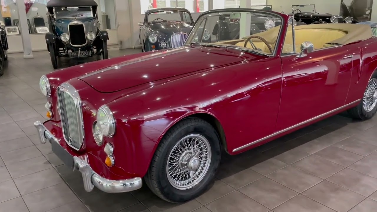 1963 TD21 DHC V8 by Park Ward