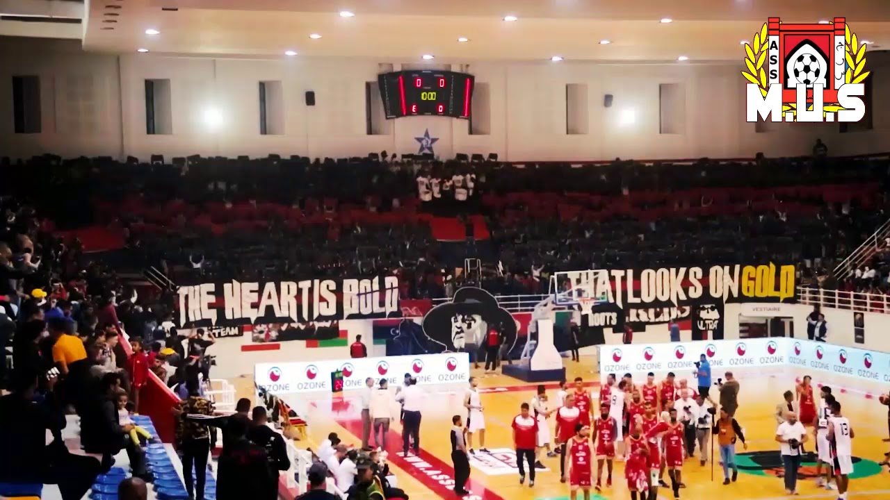 Ultras Red Pirates 2006 : Tifo 3d & ambiance !!