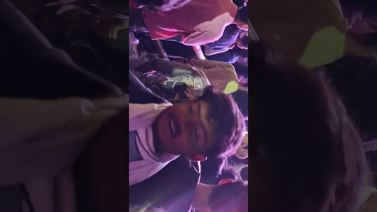 𝐌𝐞  𝐦𝐲 friends and I went to watch the show and had a lot of fun there.#bollywood #newsong #dance ❤️