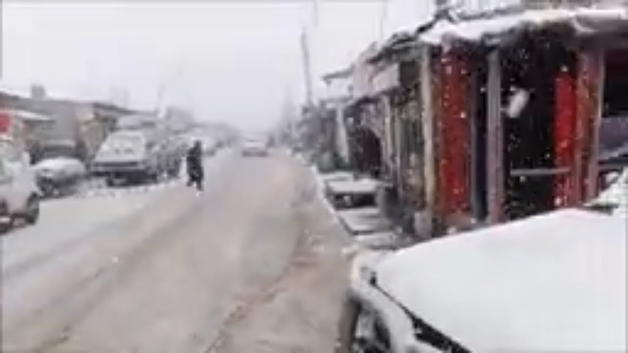 LIFE IN WINTER. SNOWFALL WALK IN PAKISTAN BALOCHISTAN