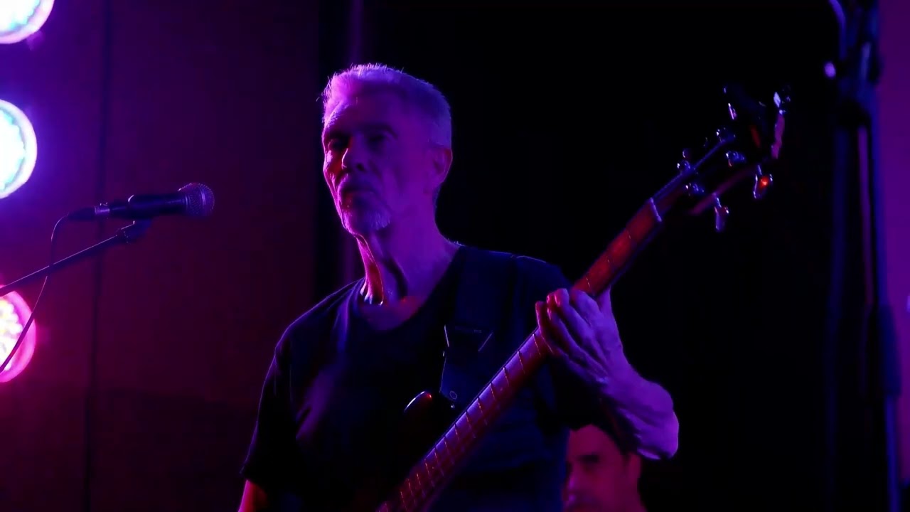 Snowman -  A New Beginning (Remastered)