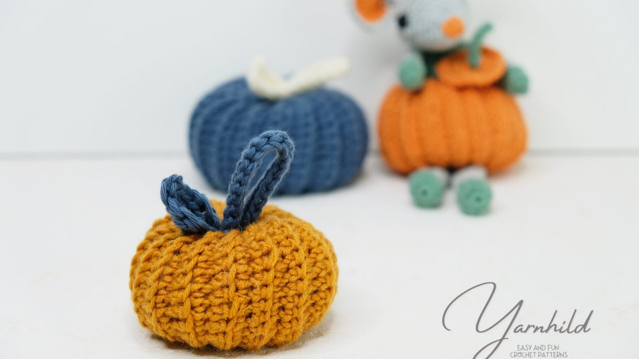 Häkelkürbis. Einen einfachen Kürbis häkeln. DIY Häkelkürbis für den Herbst.