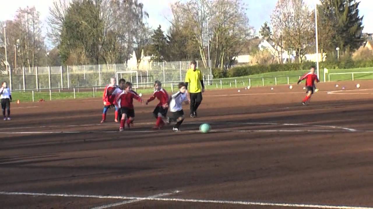Philipp - 5 Tore in einem Spiel! Филя забивает 5 голов за одну игру!