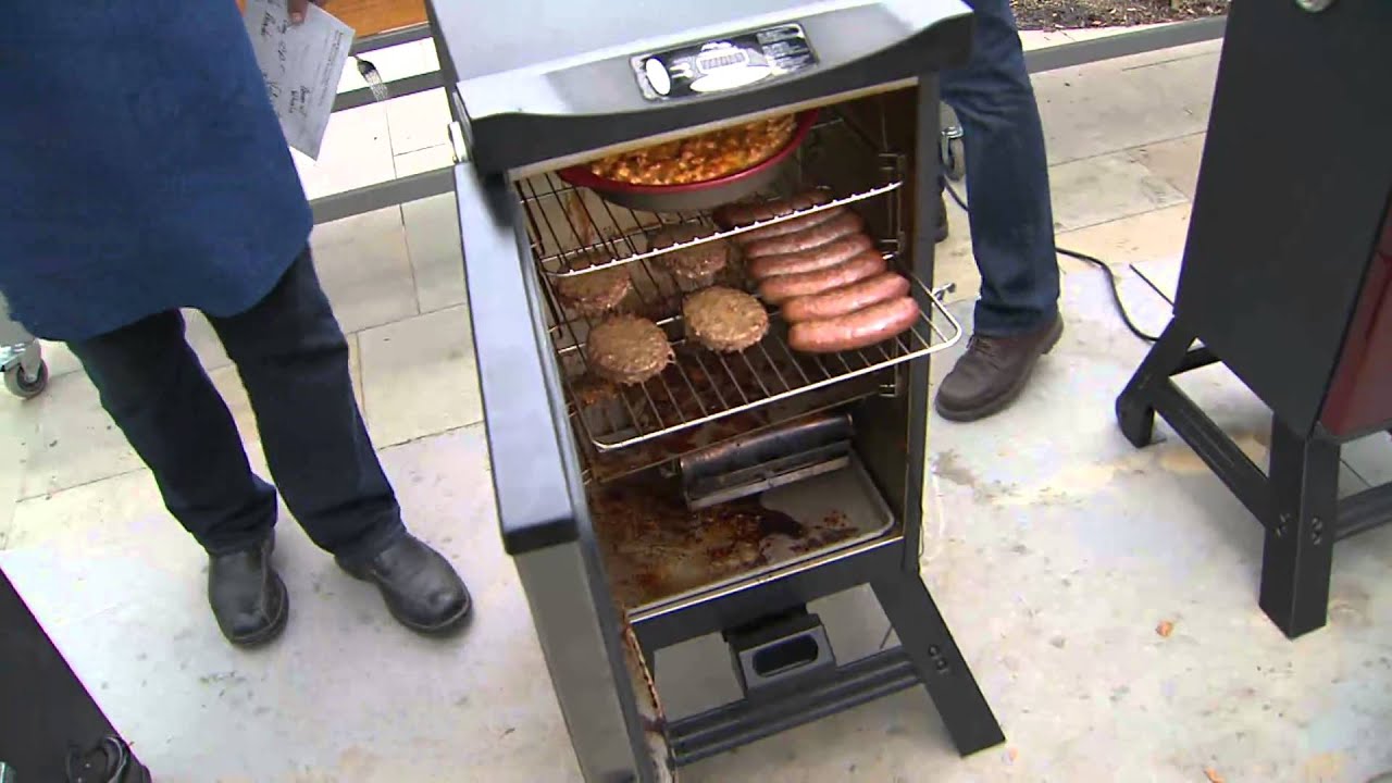 Masterbuilt 30" 4 Rack Electric Smoker w/Cover, Recipes & Accessories with David
