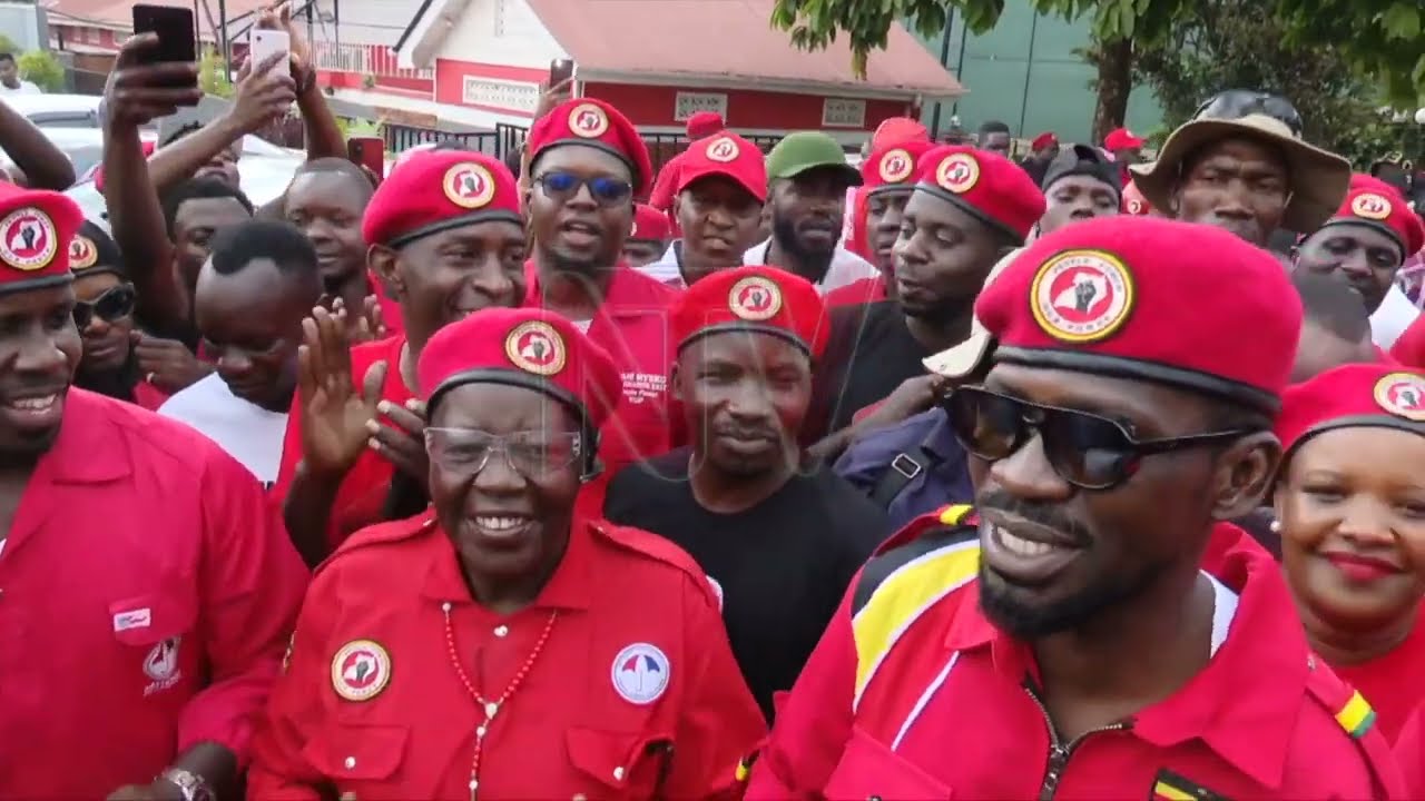 OKUGENDA E MASAKA: Aba NUP basannyalazza emirimu n’entambula ku lw’e Masaka