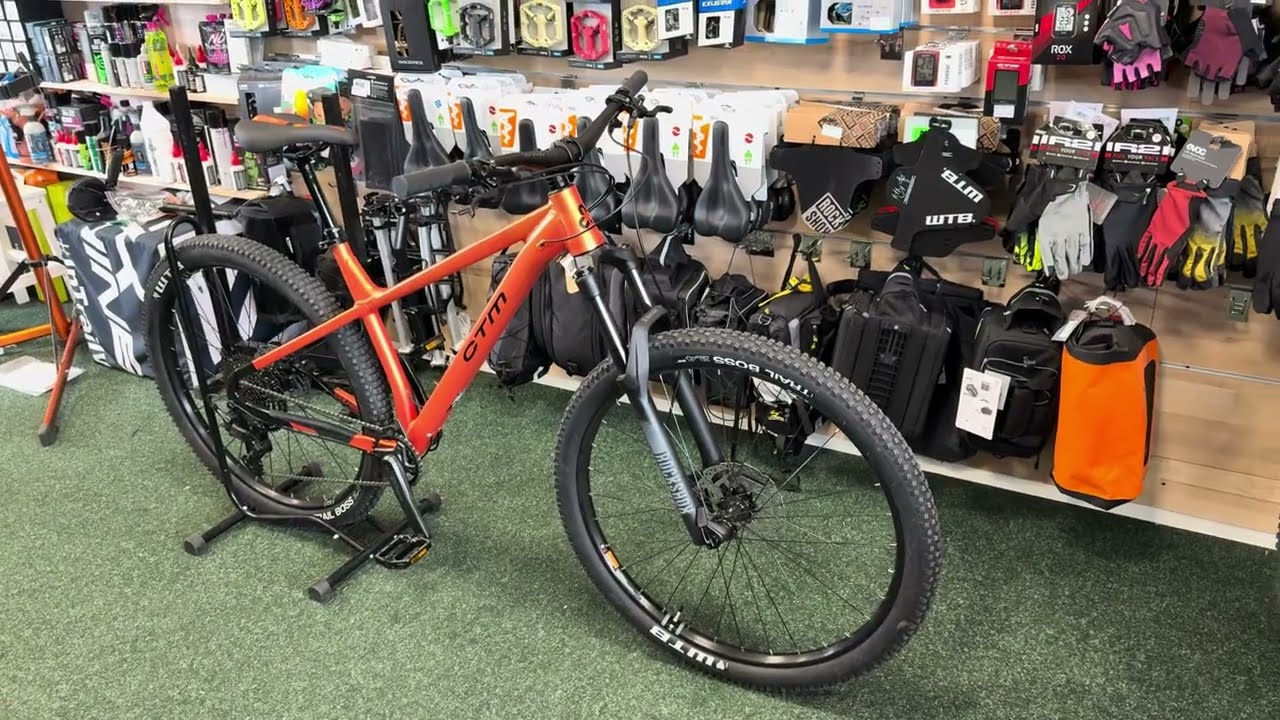Nejlepší Trailový Hardtail do 26 000 Kč !!! CTM Zephyr Xpert 2025