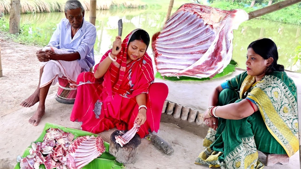 আজ 2 kg সাইজের খাসি মাংসের আস্ত শিনা কেটে রান্না করলাম ||mutton curry recipe by popi kitchen