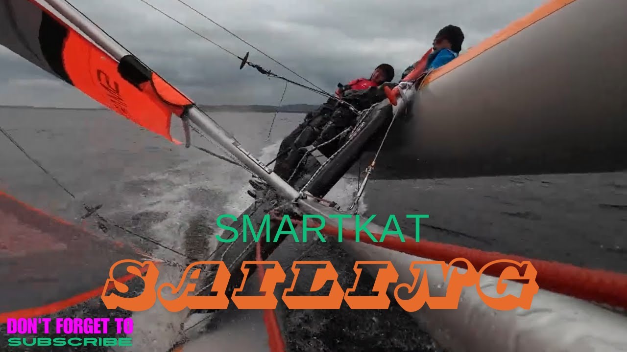 CATAMARAN ⛵ 2024 -17 -August BFT 5  almost 27 KMH Almost  capsize  - sul lago con smartkat
