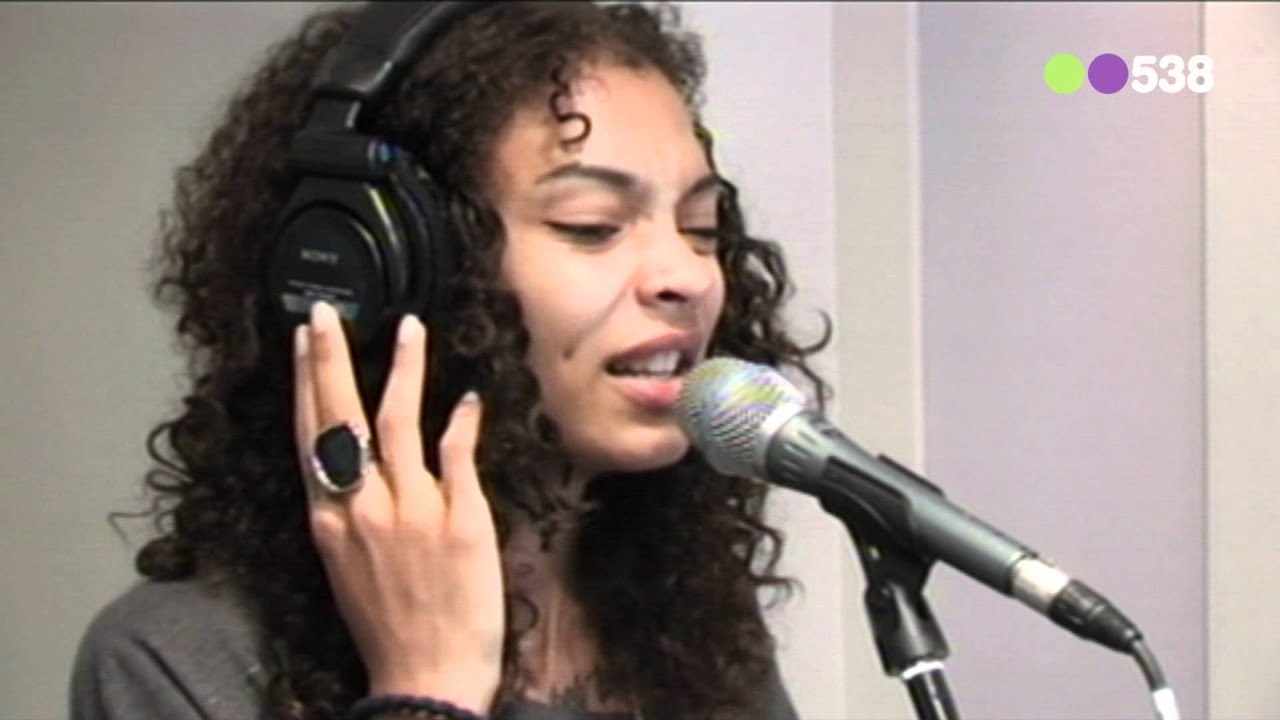 Radio 538: Rochelle - No Air (live bij Evers Staat Op)