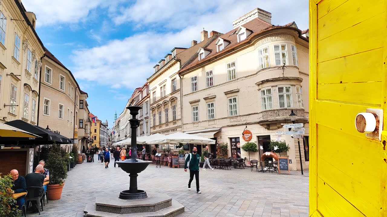 【4K Stroll】Old Town - Bratislava - Slovakia / Historic City Center and Medieval City Gate