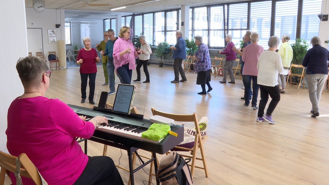 Seniorenrhythmik im Kägen - Birsstadt-TV Reinach