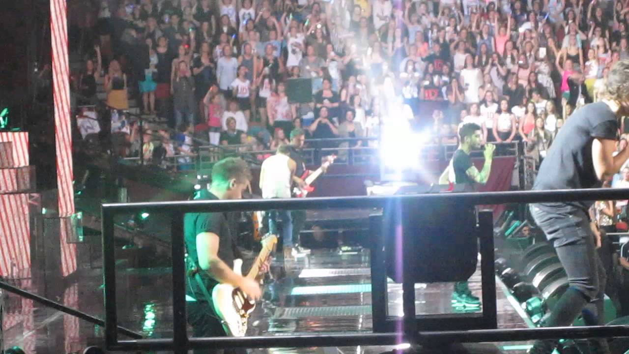 One Thing (Camera B) - One Direction, Allphones Arena, Sydney 2510 HD