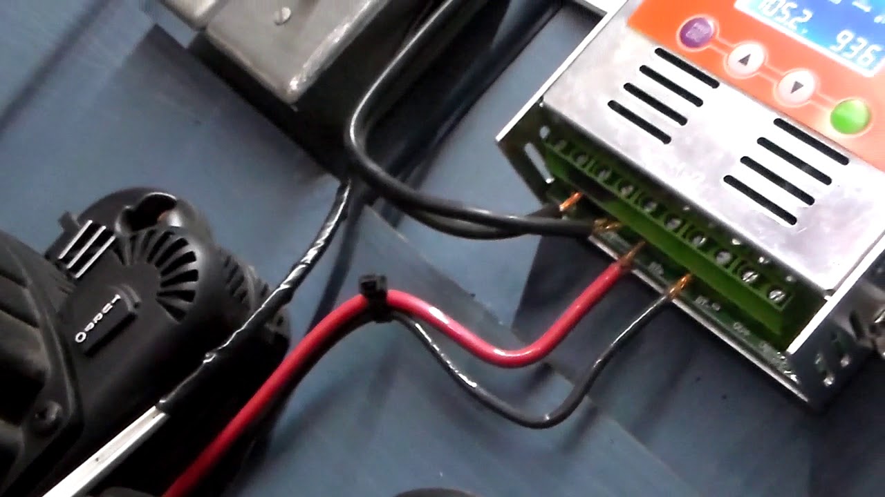 Verifying the Output of 60 amp MakeSkyBlue Charge Controller
