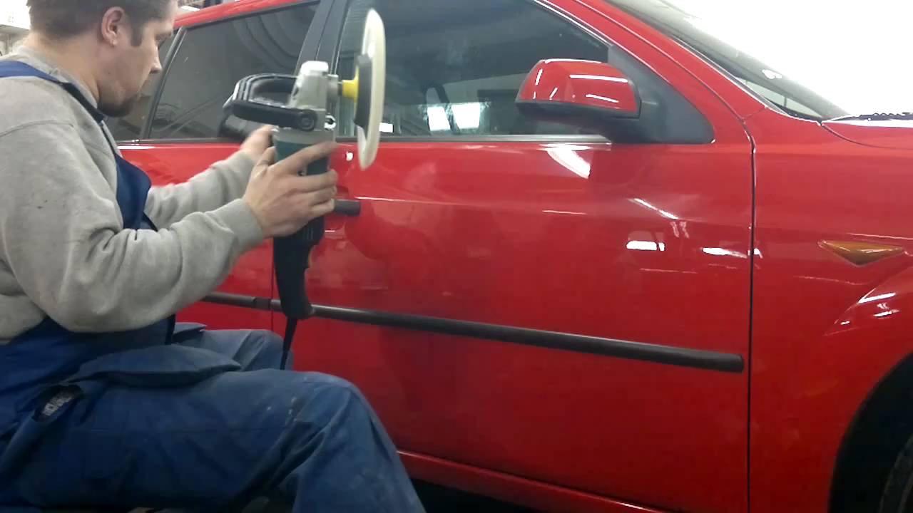 Tehdään autoon maalipinnan koneelinen hionta OSA 1 22.3.2011.mp4