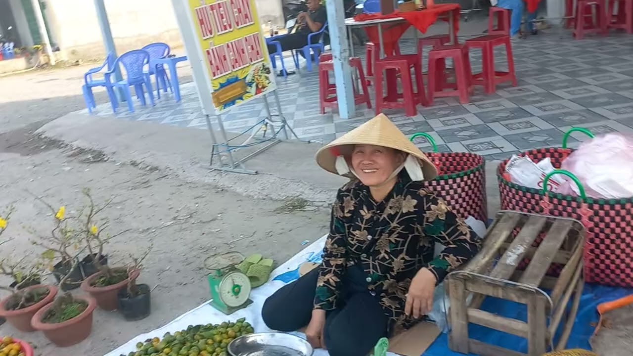 Chào các bạn Hôm nay mình đến chùa này họ gọi là chùa ước nè các bạn có người gọi là chùa Linh Ứng