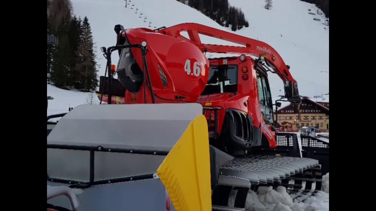 Pistenraupen in Österreich (Zauchensee)