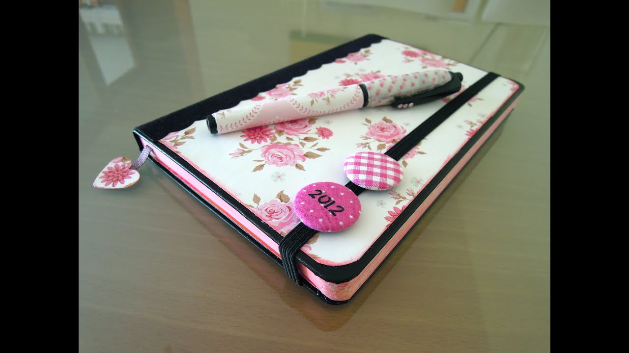Manualidades de papel: Cómo decorar una agenda Moleskine. Tutorial