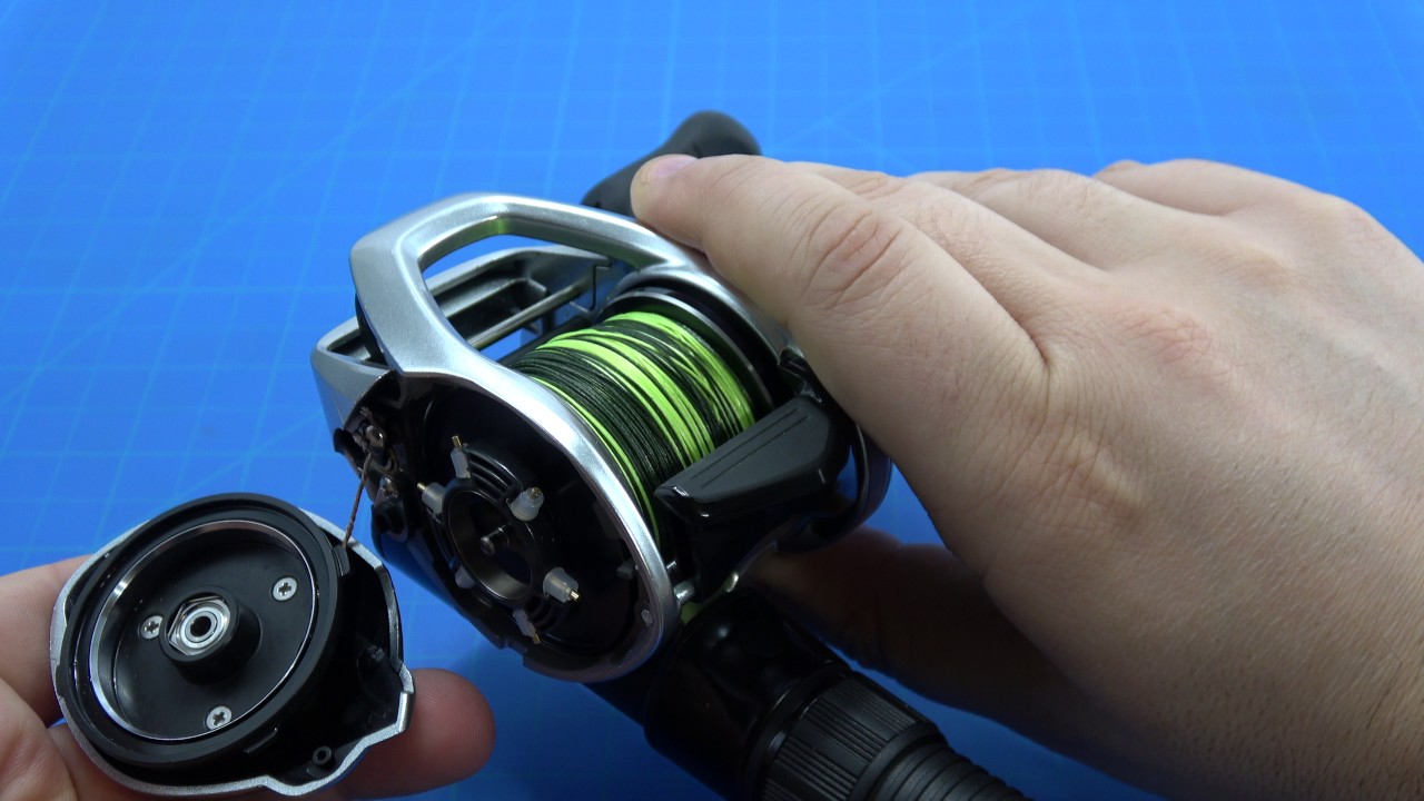 4k Shimano Tranx 400 and Tranx 300.  60 second mod to tether the sideplate.