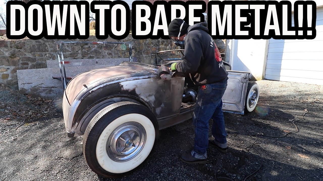 Stripping The Sweetheart Roadster Down To Bare Metal!!
