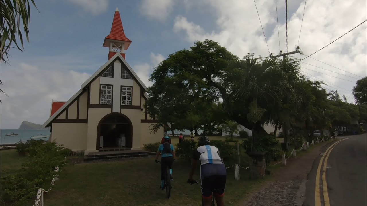 Cycling MTB Traxx grand baie, Cap Malheureux mauritius beaches 4k POV