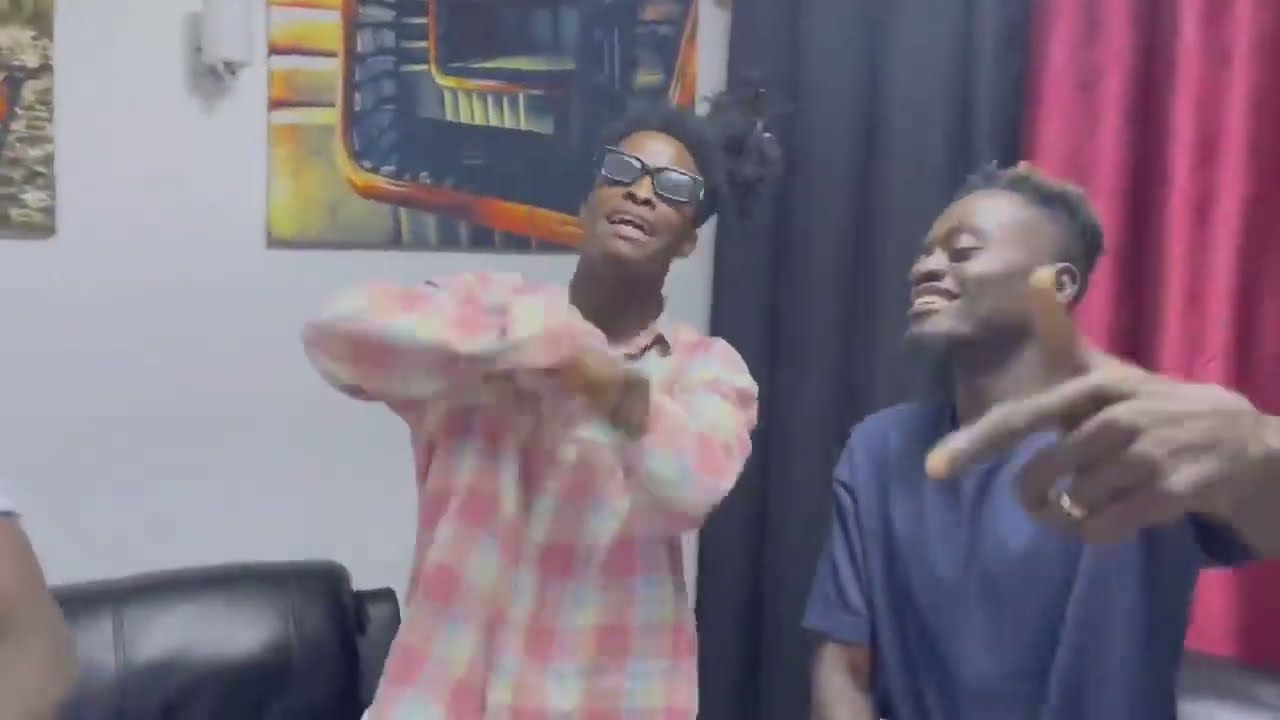 Lasmid ft Kwadwo Nkansah Lil Win - Freestyle (Official Video)