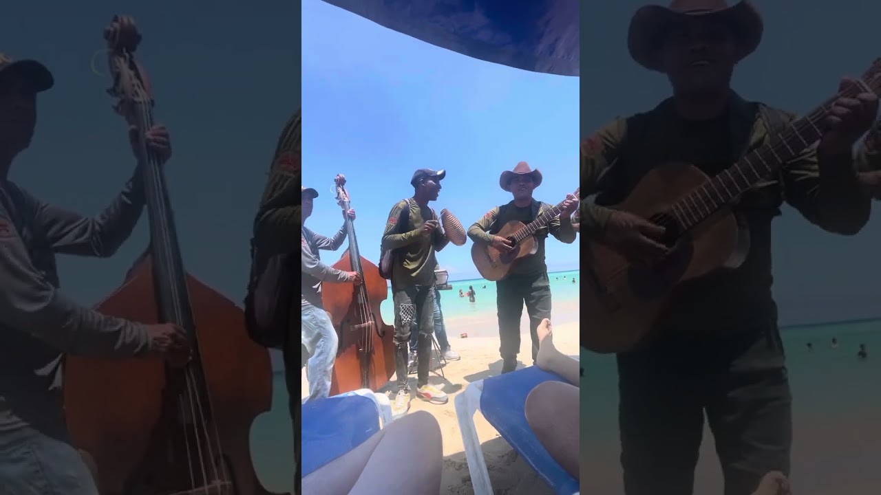 Mar azul playa en #cuba los tigres de cuba cantando lágrimas negras!