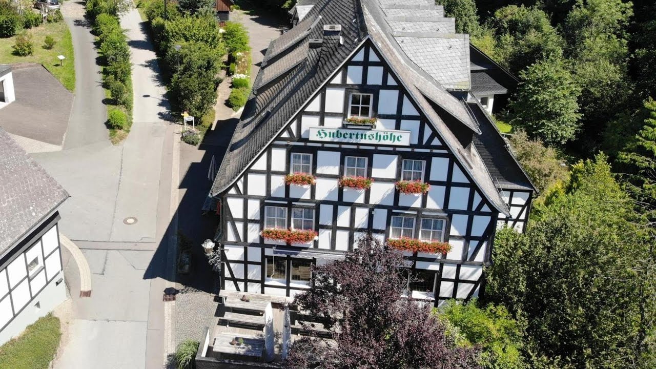 Hotel & Gasthof Hubertushöhe - Ihr Hotel für Urlaub mit Hund | Travel Facts