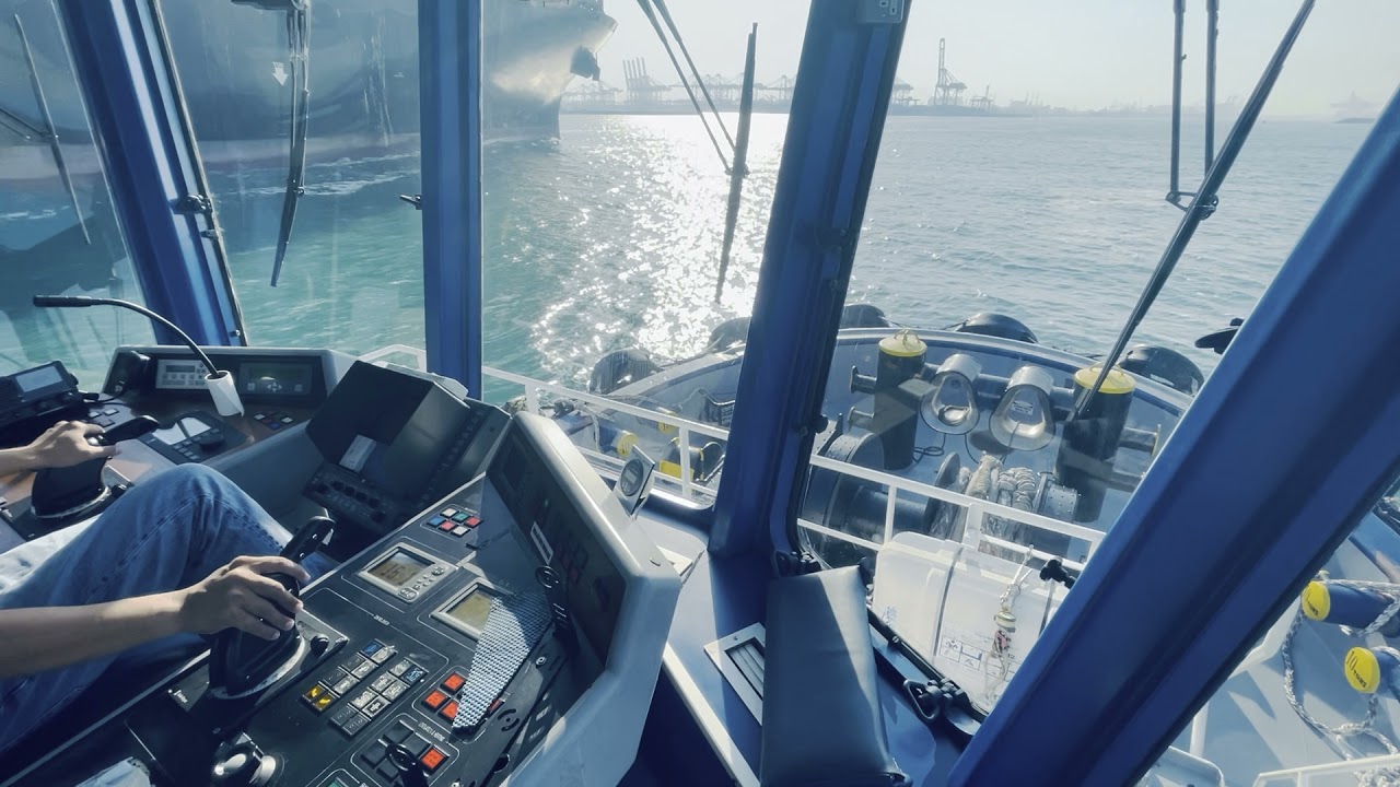 #berthing M5C M1A #tug #ASD #pilot orders #45 #sternway #pushsternway