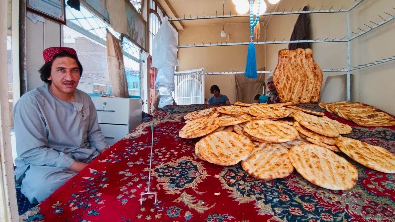 Skilled baker bakes 2000 loaves of pollen daily