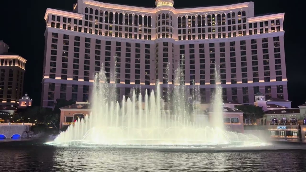 Bellagio Fountains, This Kiss