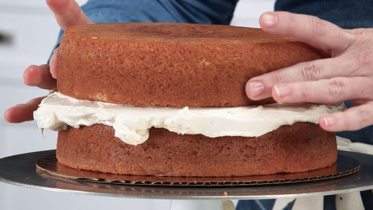 Как приготовить идеально ровные коржи для торта | Southern Living