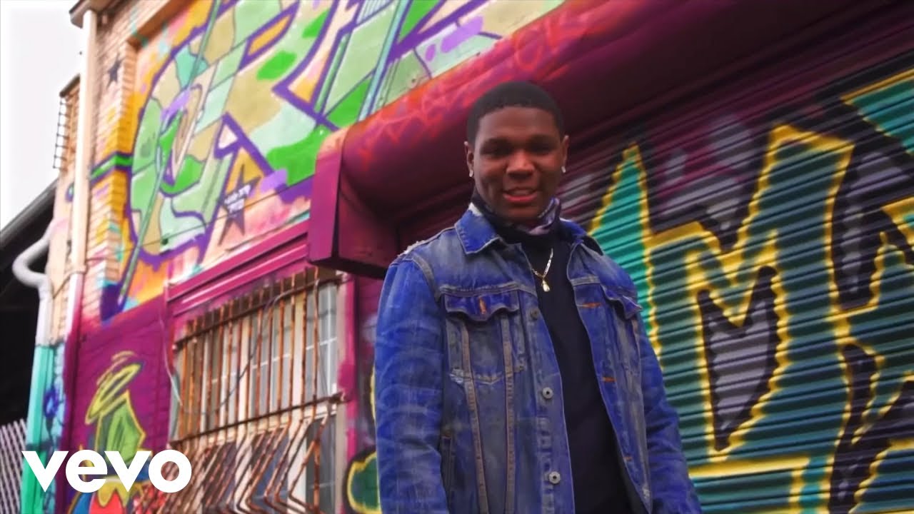RunItUpTahj - Hit Yo Groove (Official Video)