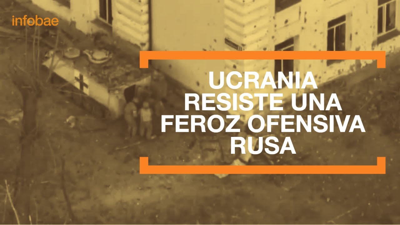 Así evacúan la devastada ciudad de Soledar en Ucrania