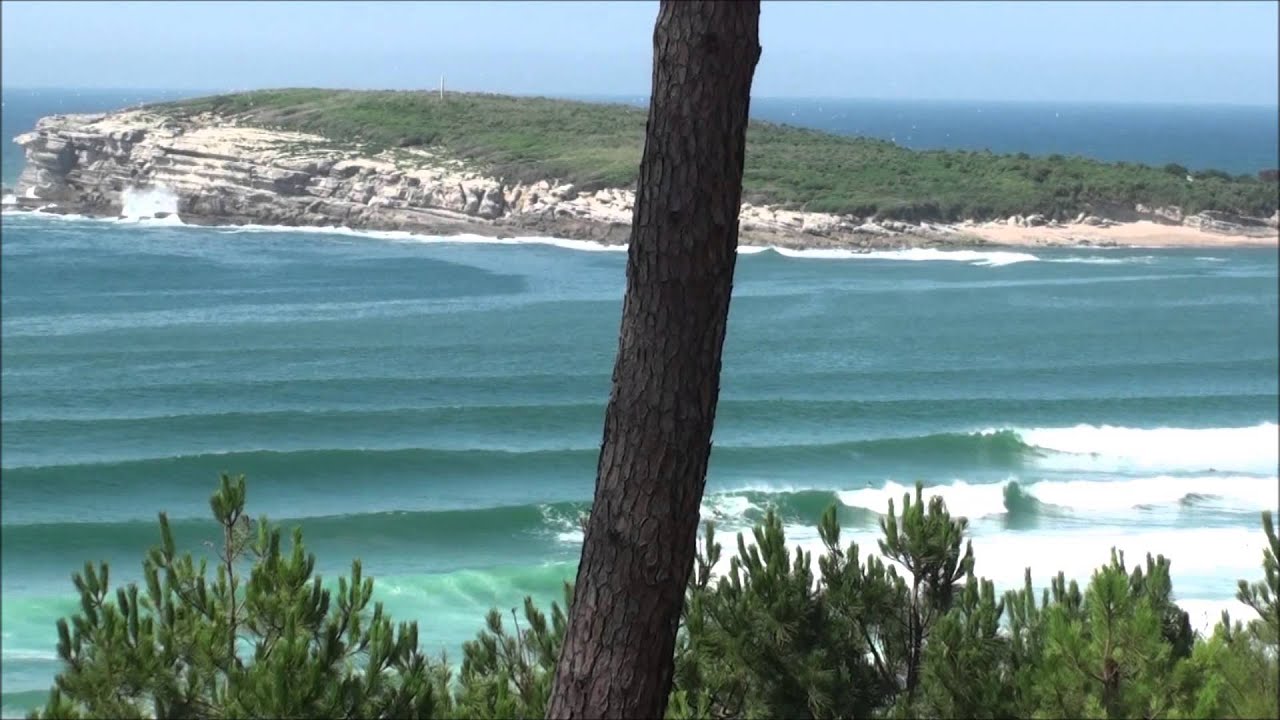 A surf day at Somo beach with Escuela Cantabra de Surf