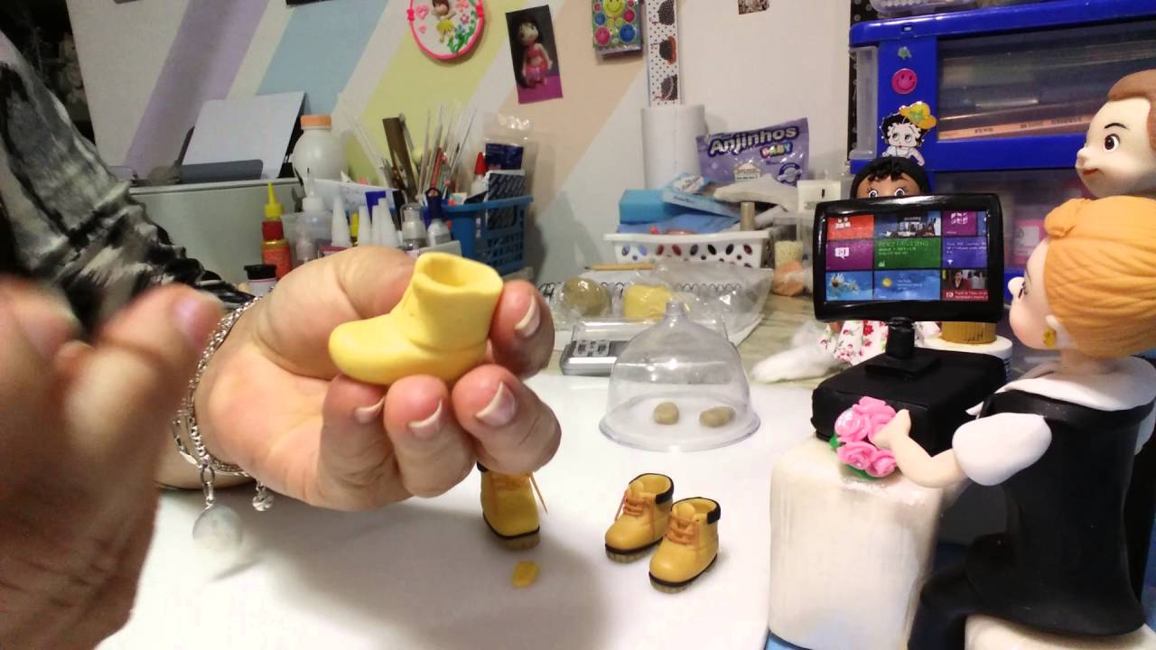 fazendo botinha em biscuit - vi biscuit
