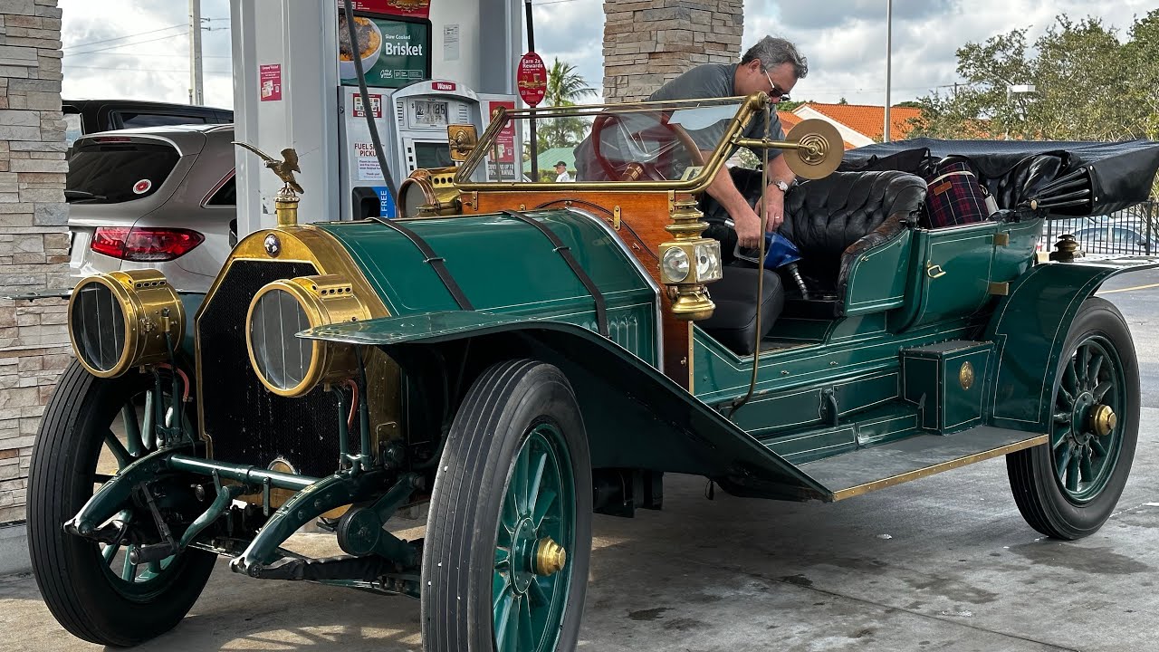 1907 Thomas Flyer Model 35