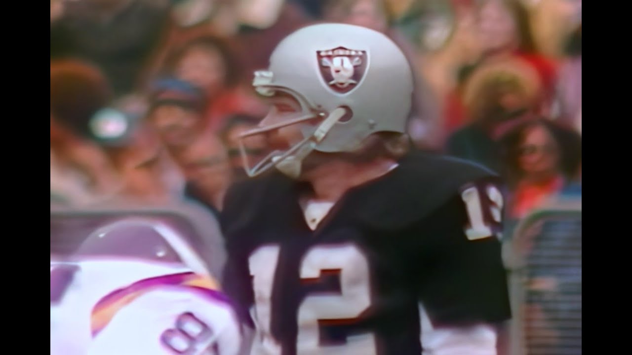 1977 - Week 13 - Vikings at Raiders