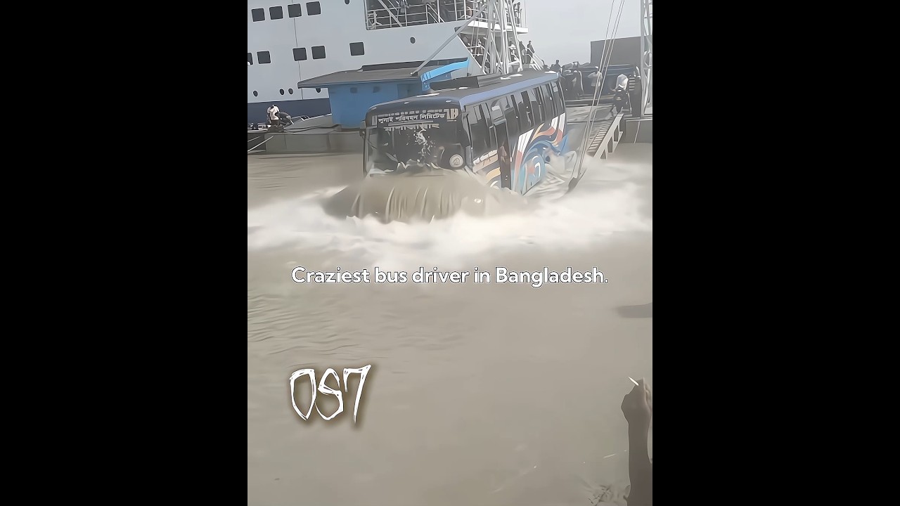 Craziest bus driver in Bangladesh...🇧🇩🔥