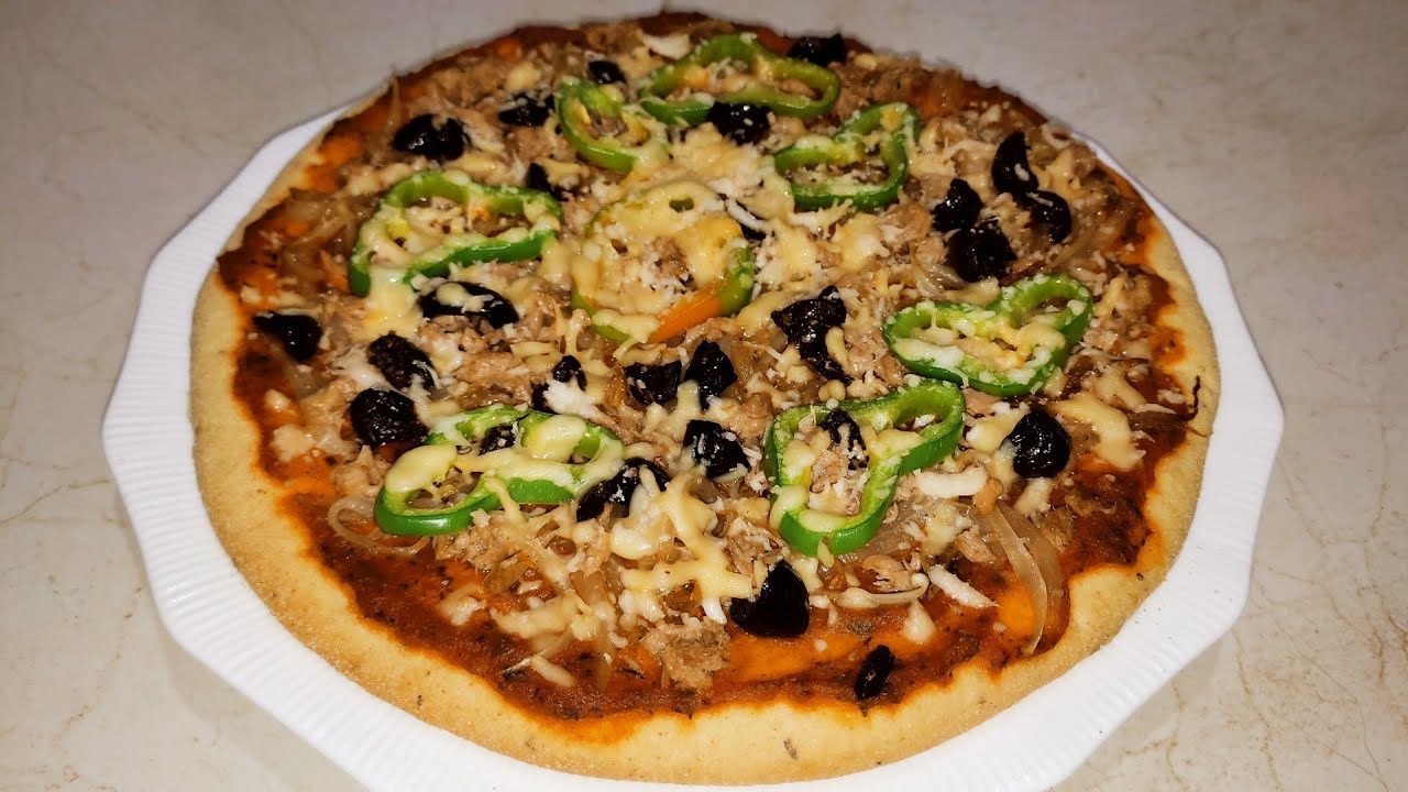 بيتزا ناجحة ٪100 سهلة وسريعة التحضير بعجينة مقرمشة وفنفس الوقت هشيشة🍕🍕😋