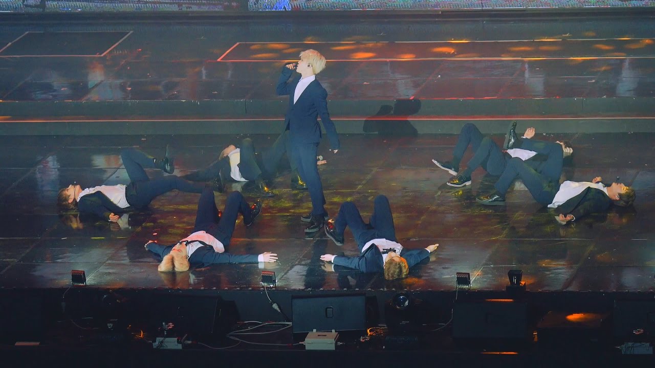 [4k Fancam/직캠]170119 방탄소년단(BTS) -  ‘피 땀 눈물 (Blood Sweat & Tears)’ @서울가요대상