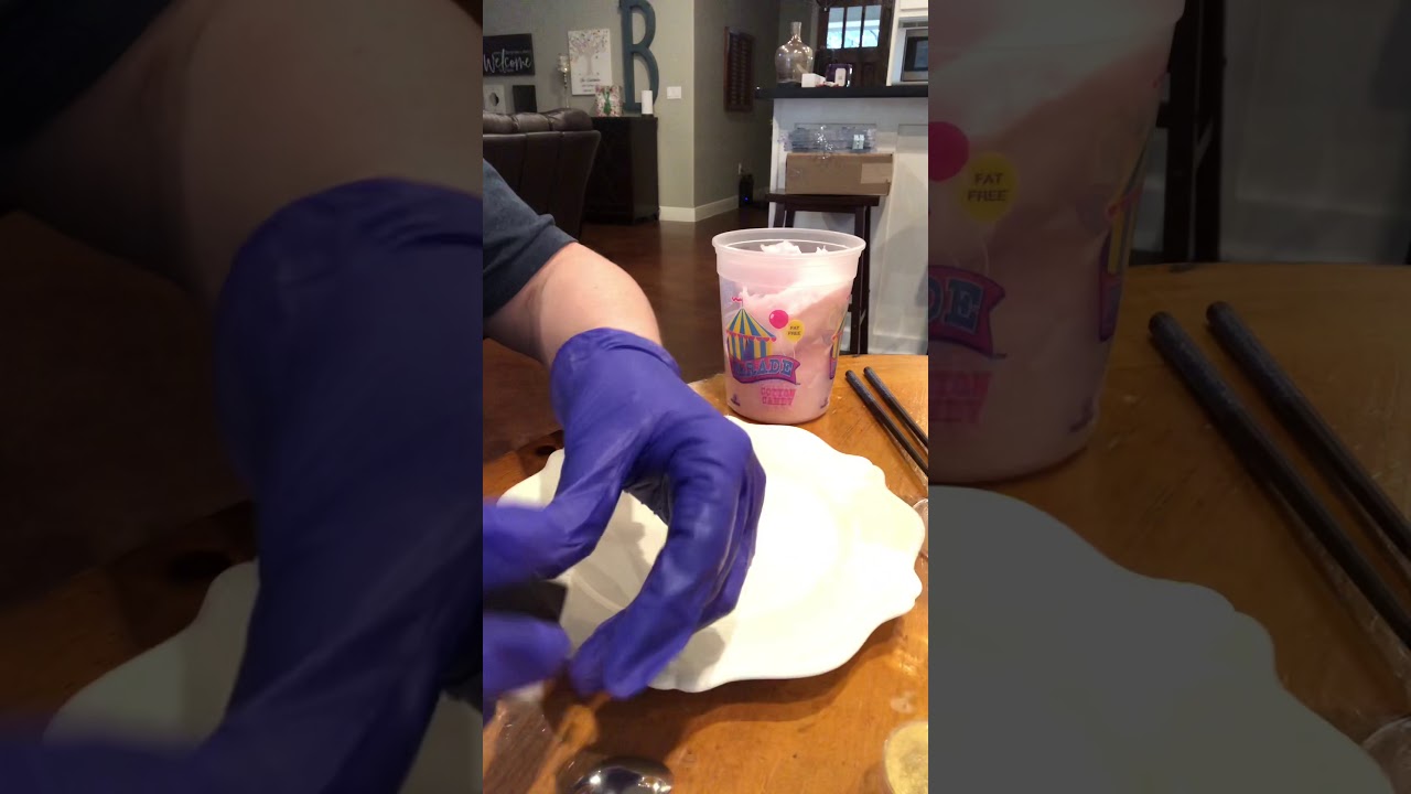 Cotton candy glitter bomb tutorial, using luster dust and cotton candy aka sparkle bomb.