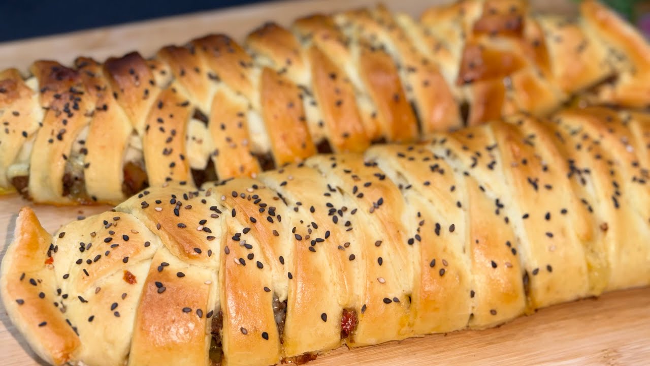 Mince Bread Recipe | Homemade Restaurant Style Keema, Braided Bread Recipe | Kitchen With Fiza
