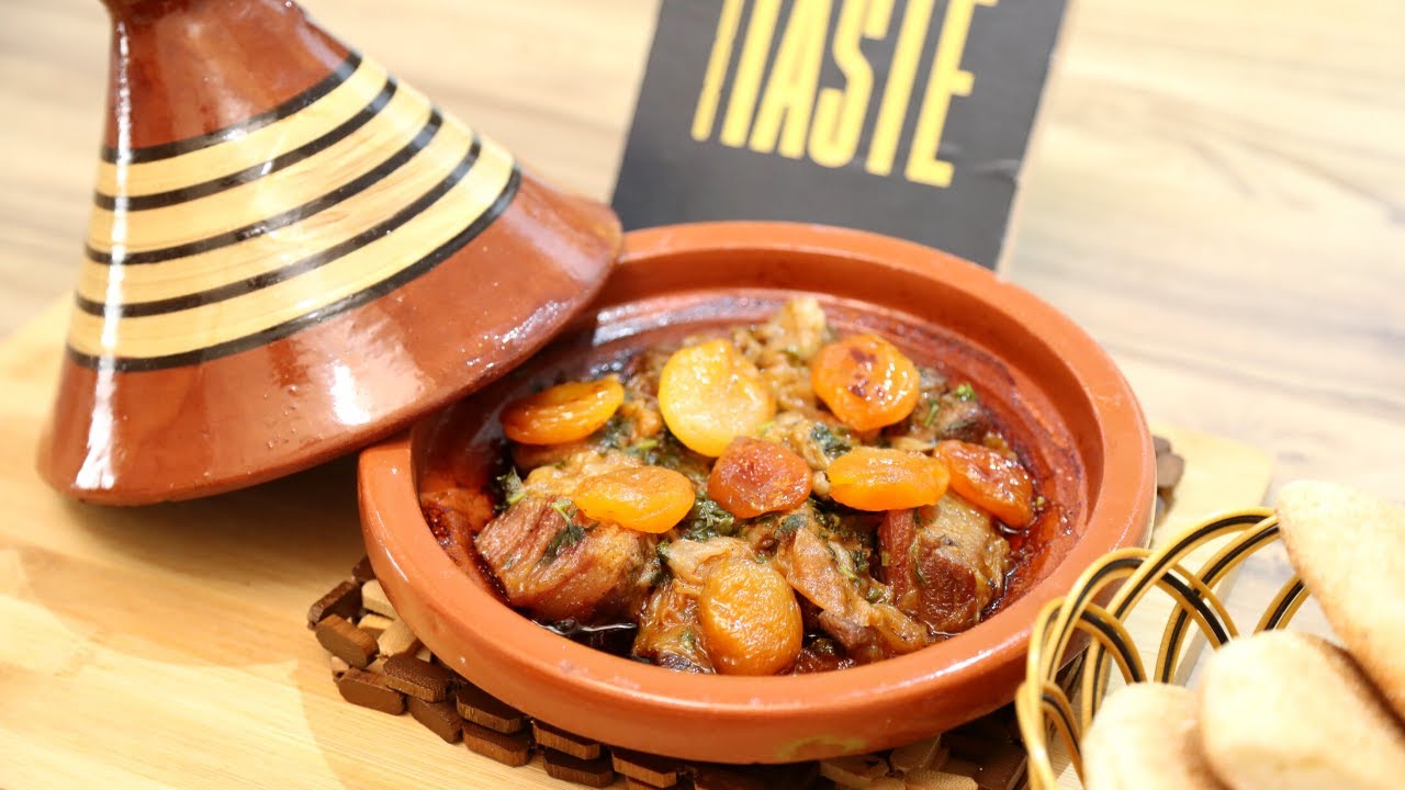 How to make authentic Moroccan Tagine / Best Lamb Tagine you can eat outside of Morocco