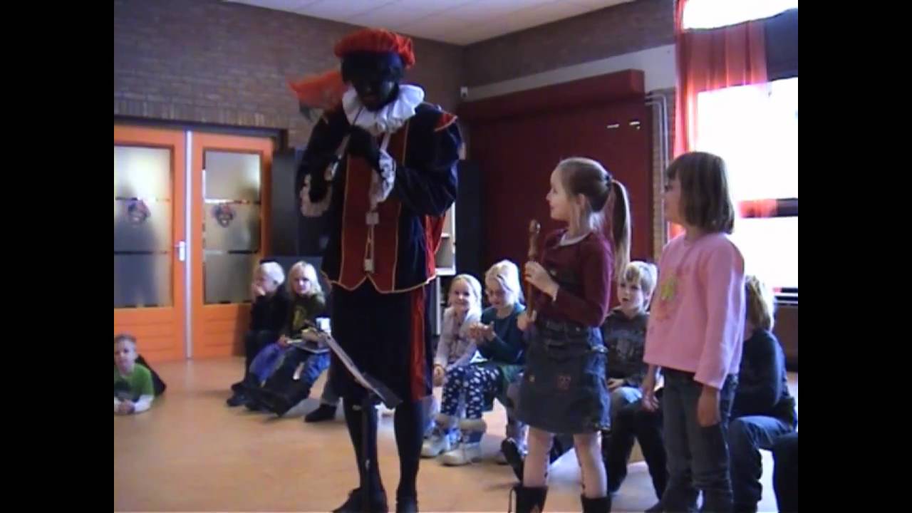 Sint Groep 4  2010.wmv