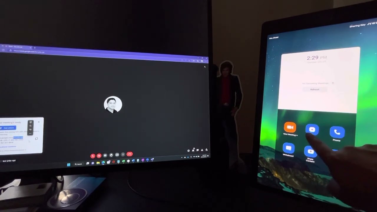 Joining a Google Meet meeting on the Neat Frame