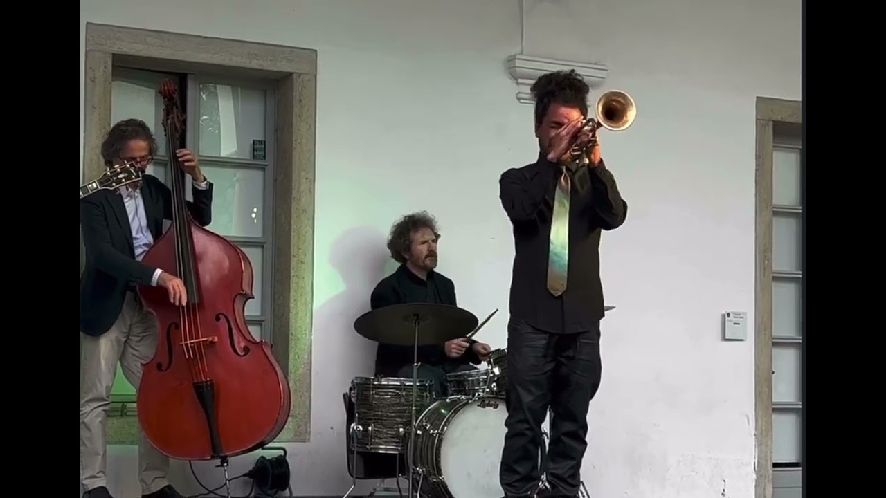 Out of nowhere Alfredo Ferrario 4et Live in Bellinzona feat.Ashlin Parker